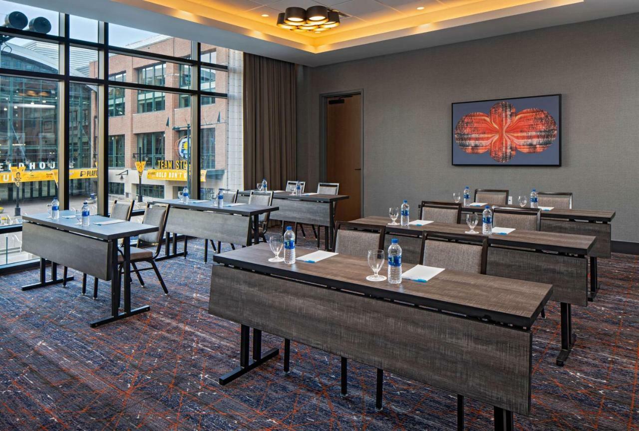 Hyatt House Indianapolis Downtown Hotel Buitenkant foto